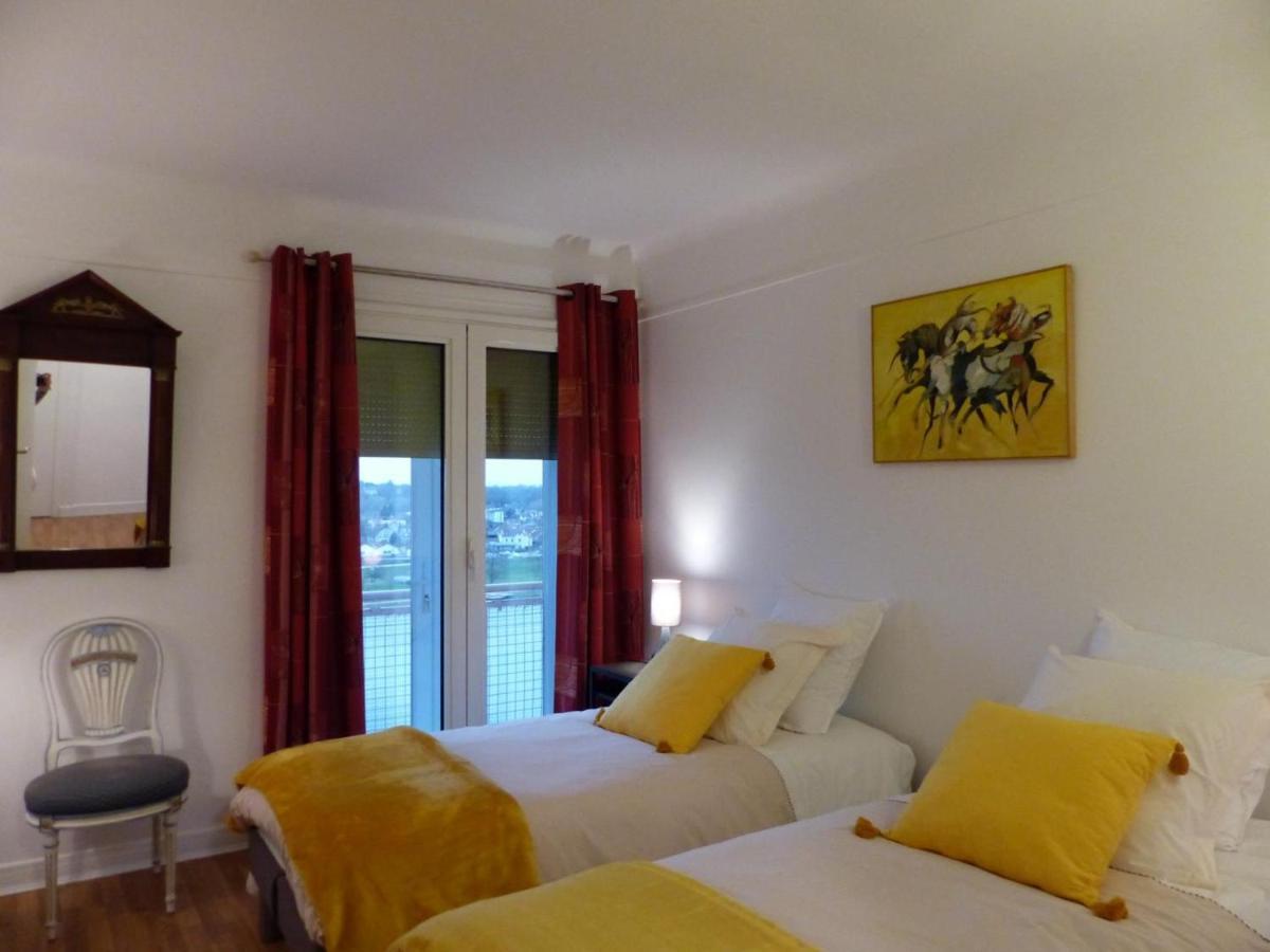 Appartement Panoramique Au Centre De Moulins Avec Terrasse, 2 Chambres, Et Equipements Modernes - Fr-1-489-412 Bagian luar foto
